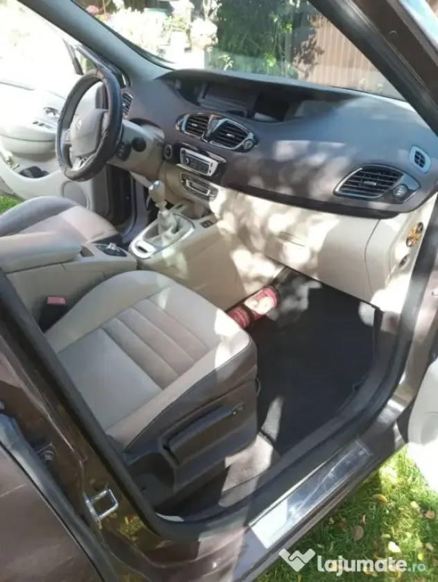 Renault grand scenic