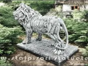 Statuetă leu mare în picioare, gri patinat, model S33. 