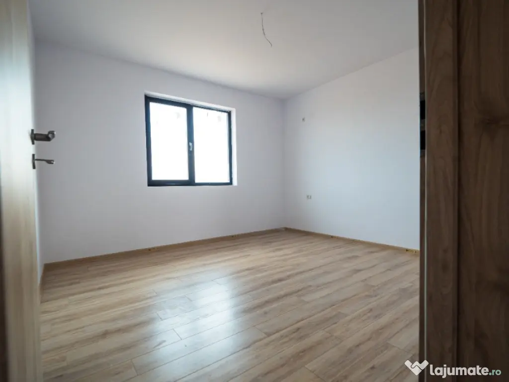 Casa individuala finalizata 4 camere Dimieni-Balotetsi, 510 mp curte