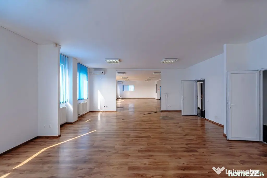 Spațiu comercial 333 mp - Arad (Arad)
