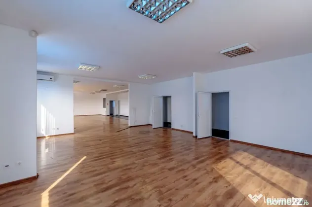 Spațiu comercial 333 mp - Arad (Arad)