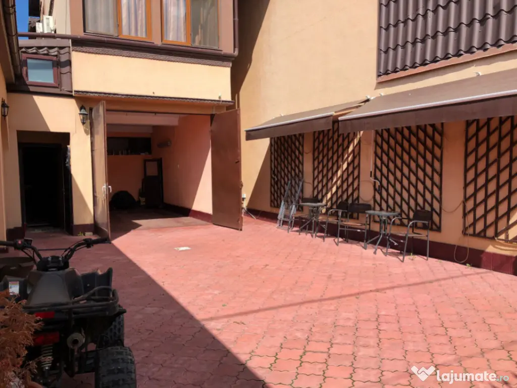 Casa cu spatiu comercial, Ultracentral. P+1+M