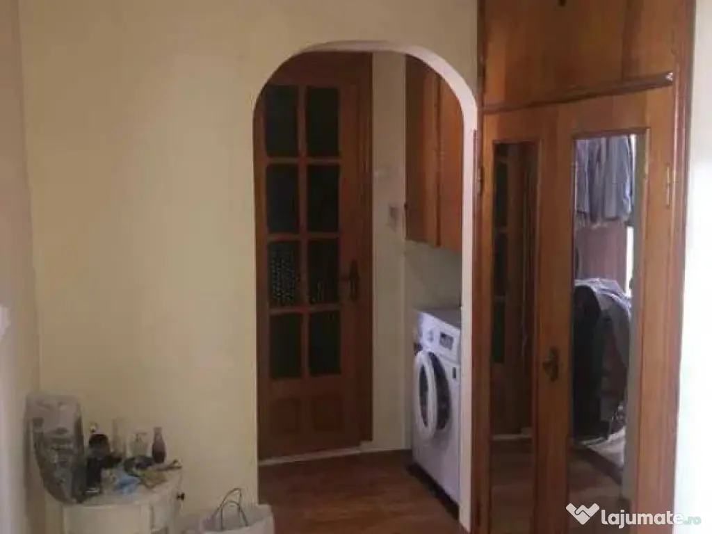 Apartament 2 camere confort 1 decomandat zona Radu Negru, re