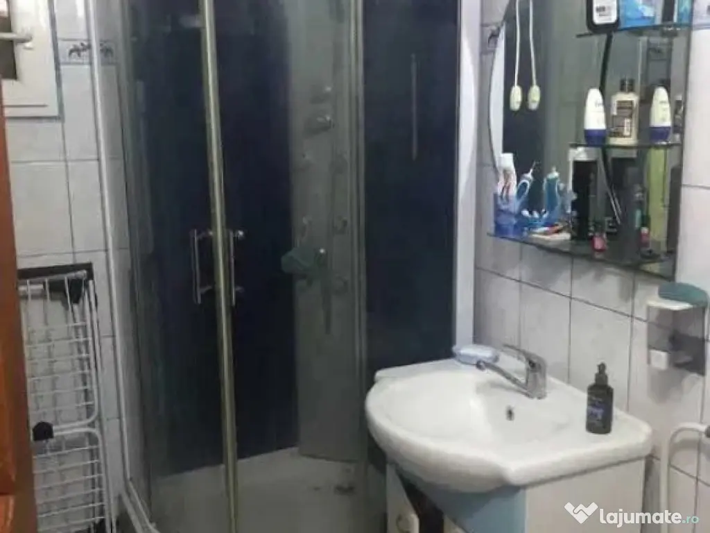 Apartament 2 camere confort 1 decomandat zona Radu Negru, re