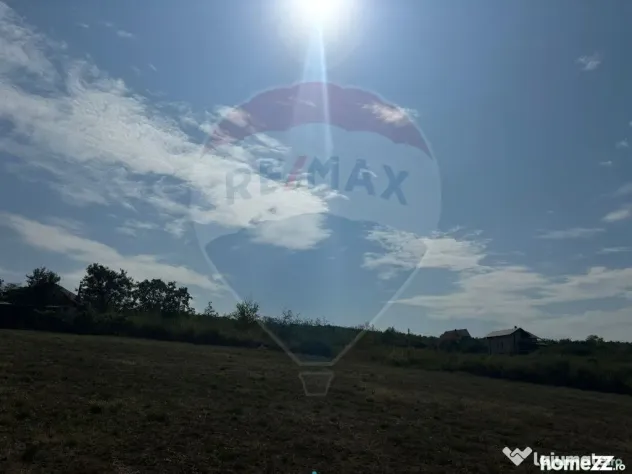 Teren de Vânzare, Intravilan, 5511 mp, în Zona de Dealu...