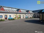 Pensiune cu 15 camere de cazare, restaurant, corpuri adminis 