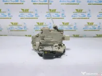 Broasca incuietoare usa dreapta spate  Audi A4 B8/8K [2007 - 2011]