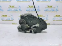 Broasca incuietoare usa dreapta fata a046693 Toyota RAV4 3 (XA30) [200