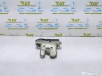 Broasca incuietoare portbagaj haion 4f5827505d Volkswagen VW Passat CC