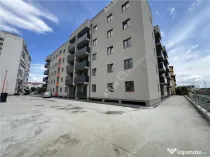 Apartament de 3 camere cu 2 bai etaj intermediar zona Rahove