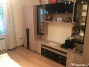 Apartament o camera zona Dacia 