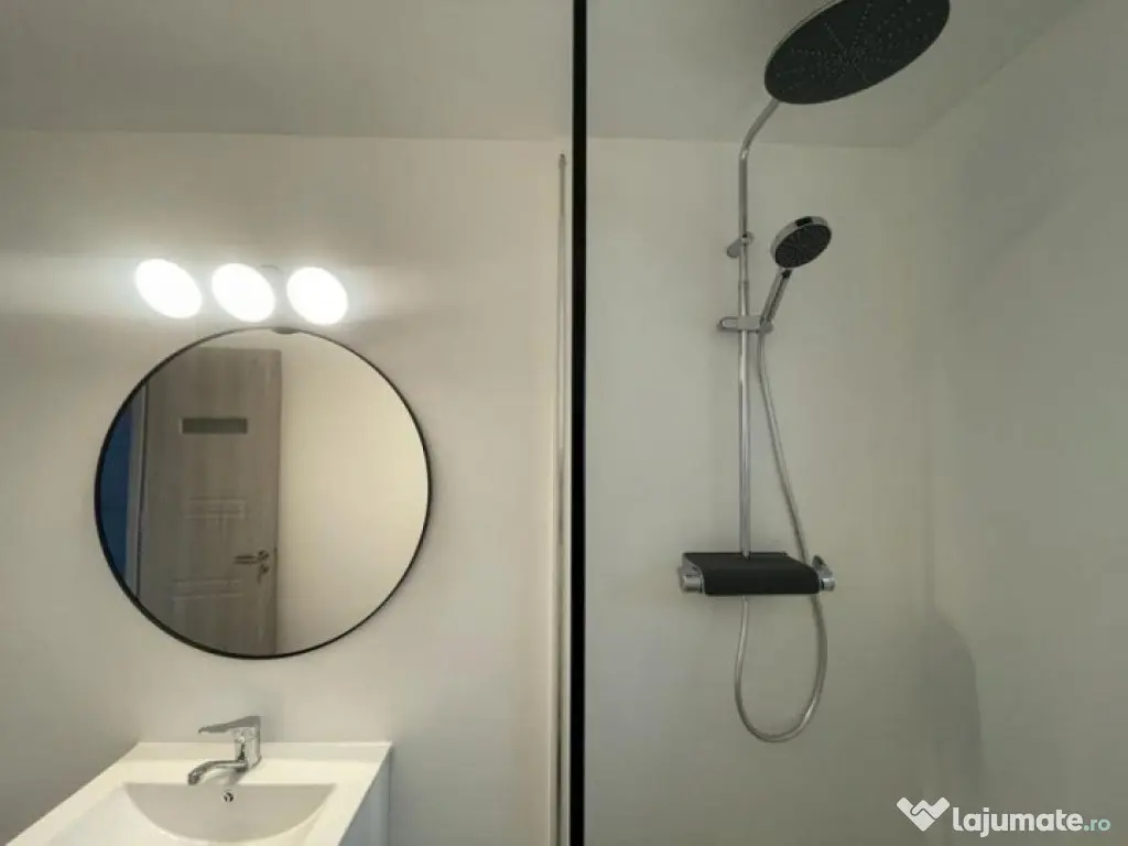 Apartament 3 camere Nerva Traian