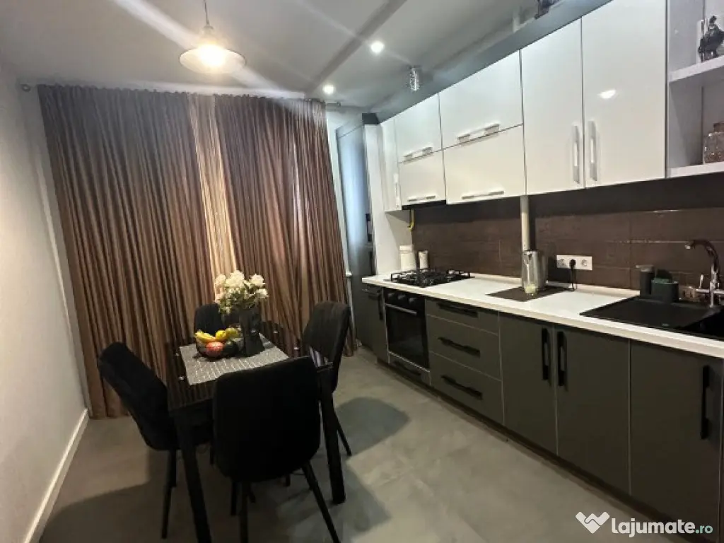 Apartament cu doua camere de inchiriat in zona Dambul Rotund