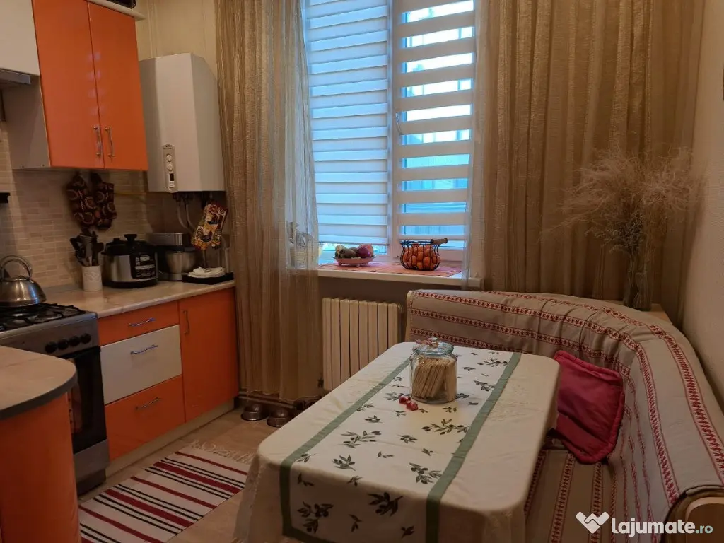 Apartament cu 2 camere de inchiriat in zona Horea