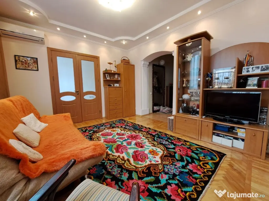 Apartament cu 2 camere de inchiriat in zona Horea