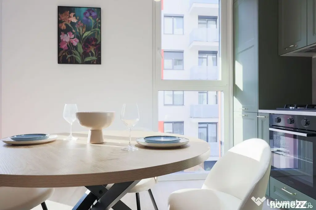 Apartament cu 2 camere NOU, finisat cu Chirias inclus