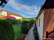 VAND CASA MOBILATA SI UTILATA + GRADINA + TEREN, DEJ