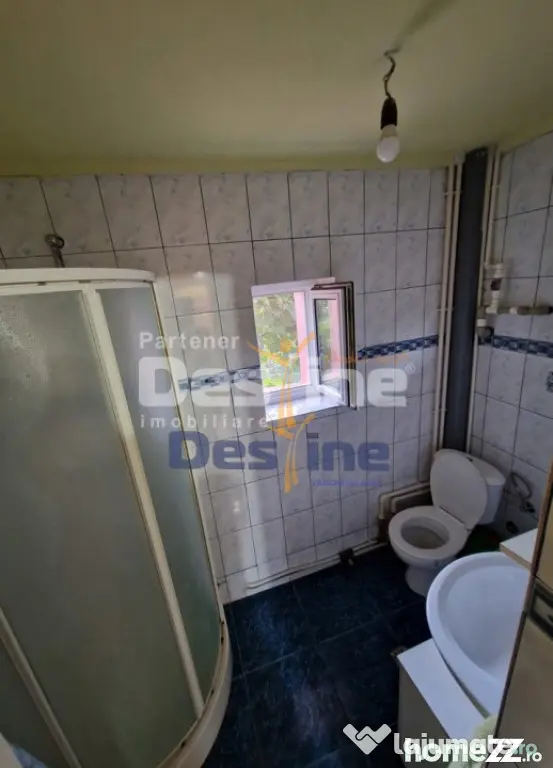 VAND CASA MOBILATA SI UTILATA + GRADINA + TEREN, DEJ