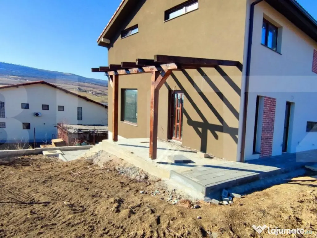 Duplex 154 mp, teren 250 mp, garaj, zona Auchan, Iris