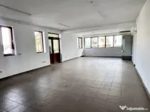 Spatiu comercial la strada, 79mp, zona Subcetate