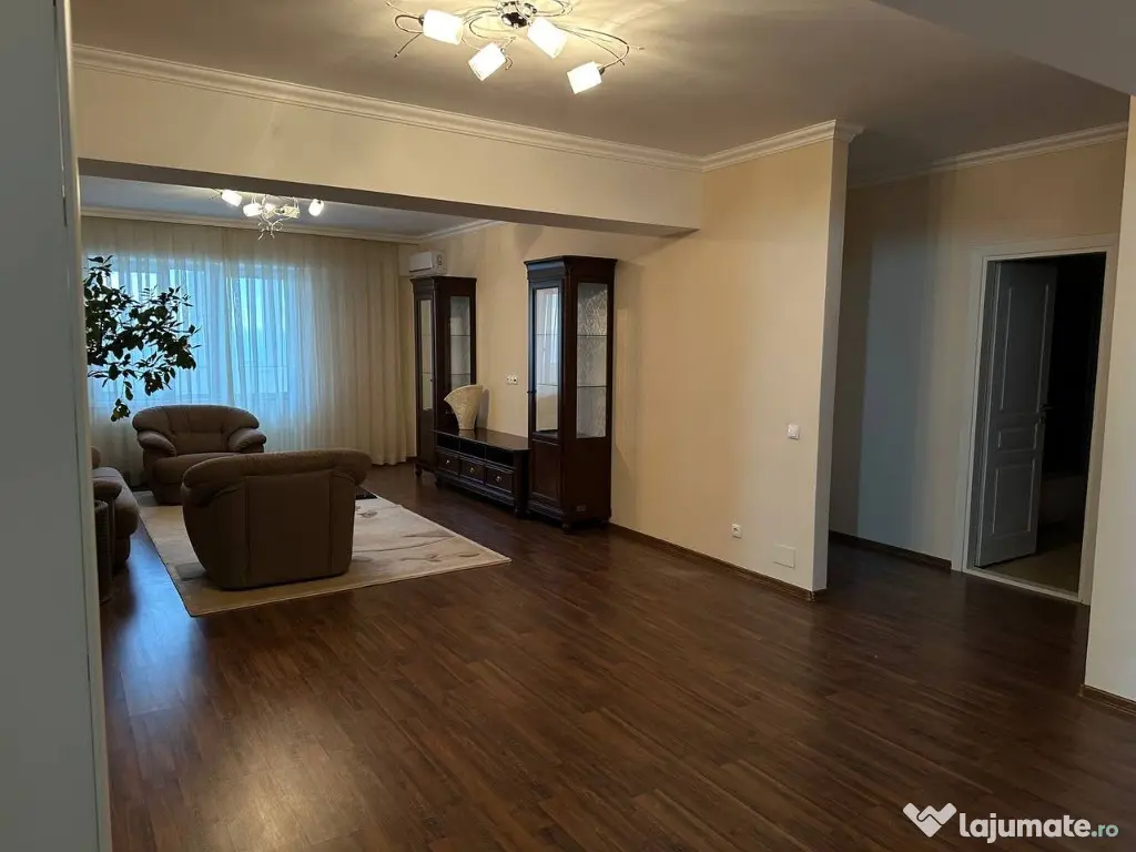 Inchiriez apartament cu 3 camere in cartierul Manastur