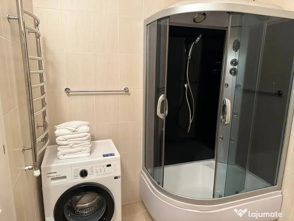 Inchiriez apartament cu 3 camere in cartierul Manastur