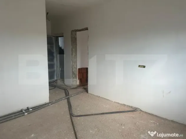 Garsoniera , 33 mp utili, zona Bardi Auto