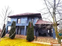 Casa 4 camere, 200 mp util, 1300 mp teren in proprietate, Sc