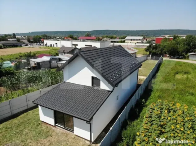 Casa 4 camere, 200mp, teren 830mp, Boldesti Scaieni
