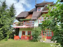 Cabana Poiana Stampei + 3 căsuțe A frame + 6060 mp teren i