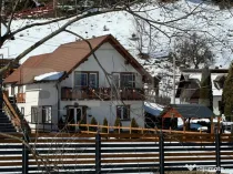 De vânzare pensiune de vis în cadru pitoresc, zona Moieciu