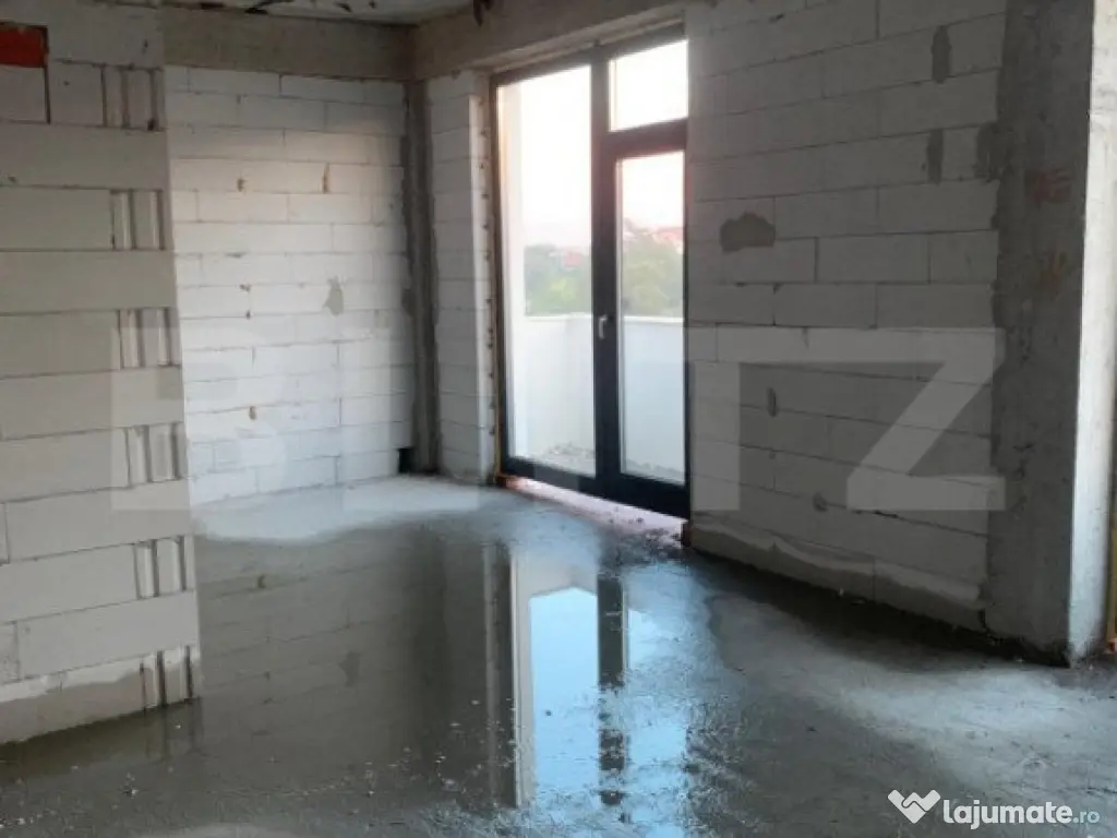Cladire noua, 640 mp, P+2+M, zona Calea Sagului