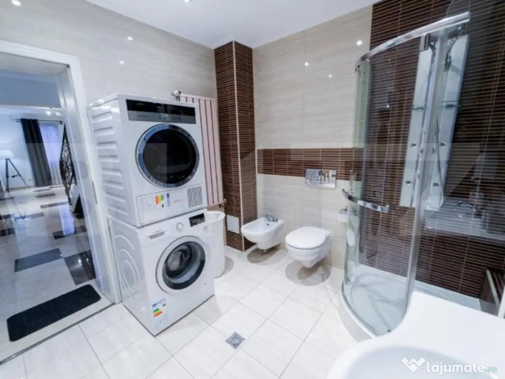 Casa / Vila, 240 mp, zona Cristian Brasov