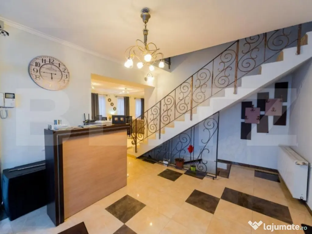 Casa / Vila, 240 mp, zona Cristian Brasov