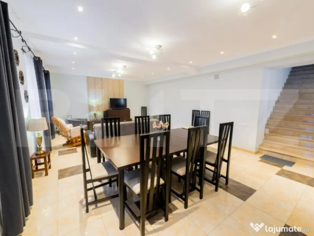 Casa / Vila, 240 mp, zona Cristian Brasov