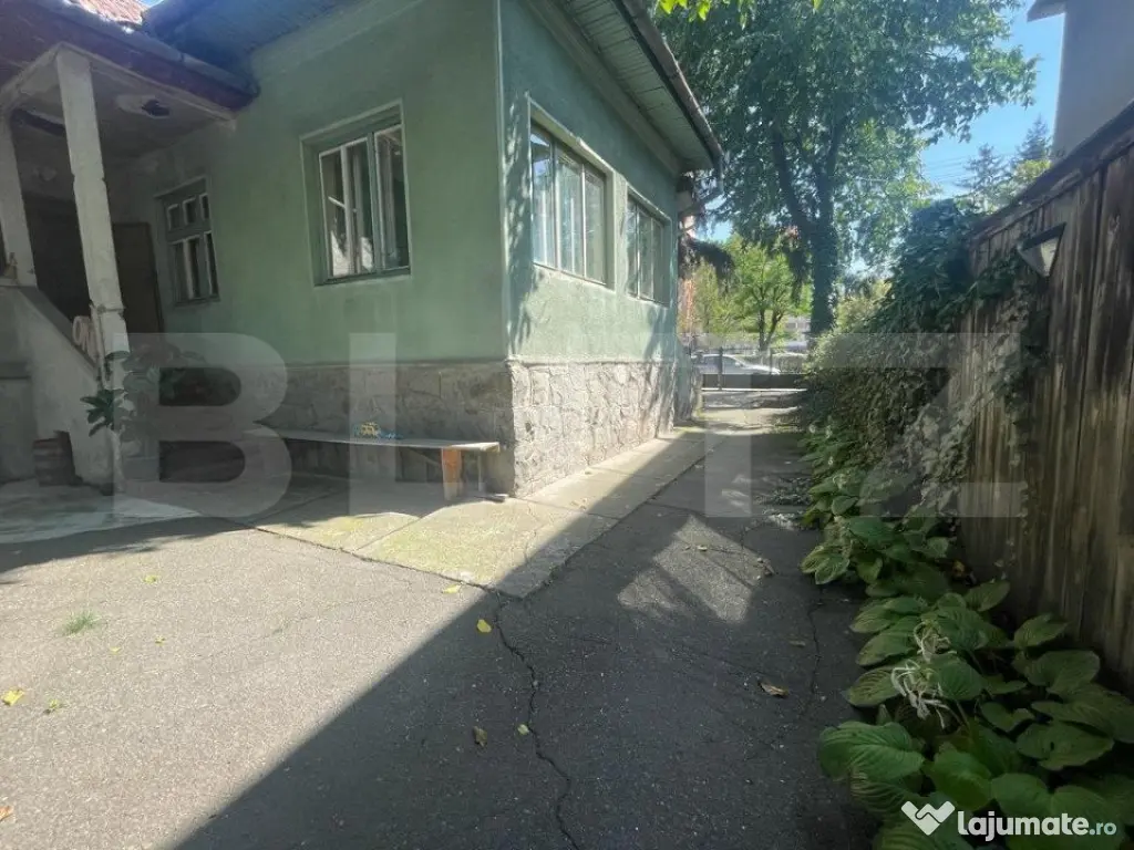 Casa ultracentral, 180 mp, teren, 700mp