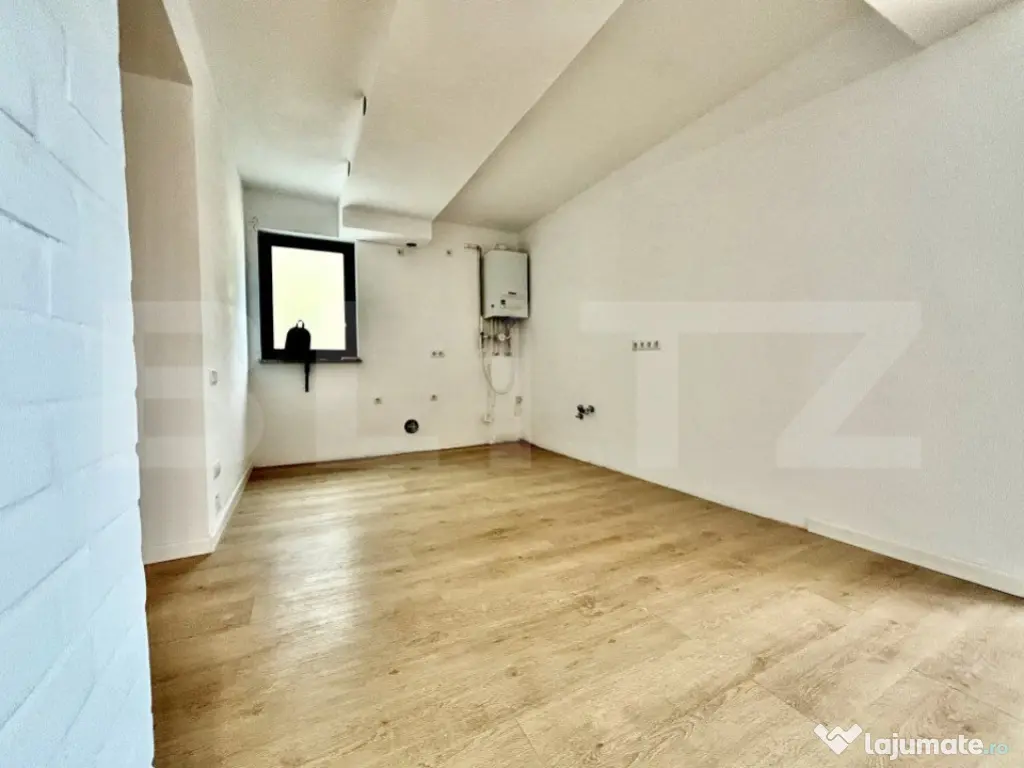Apartament 4 camere 2 bai, 120mp, terasa 70mp, etaj intermed