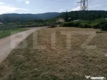 Teren intravilan 939 mp apa, gaz, curent pe partea stanga Mi