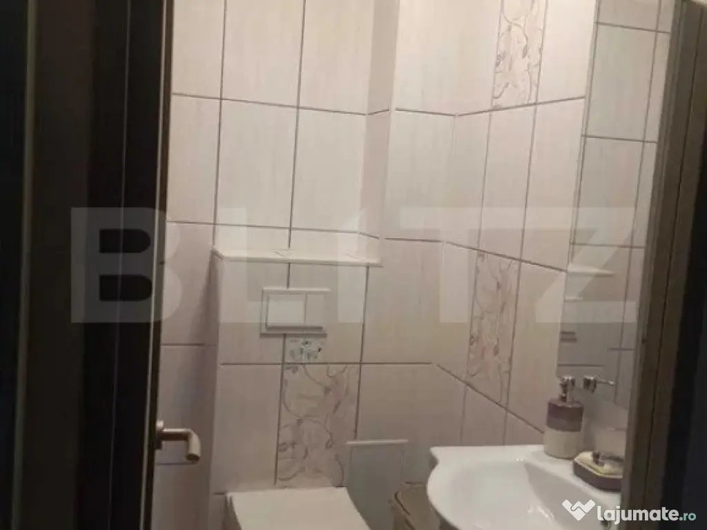 Apartament 3 camere zona Bartolomeu 74 mp