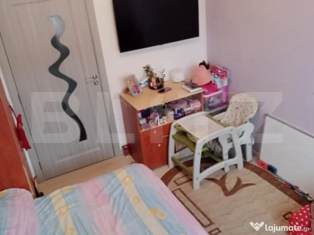 Apartament 3 camere zona Bartolomeu 74 mp