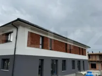 Duplex, ansamblu premium, 150 mp, Dezmir