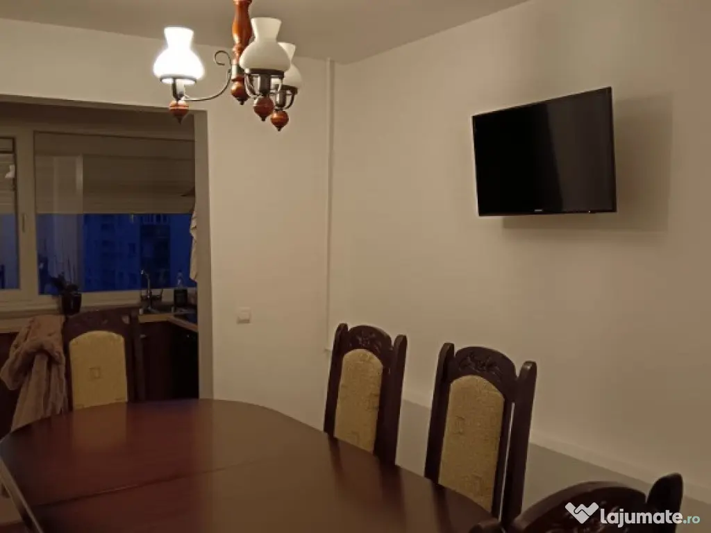 Mega Mall, Ap[artament 3 camere,Renovat!