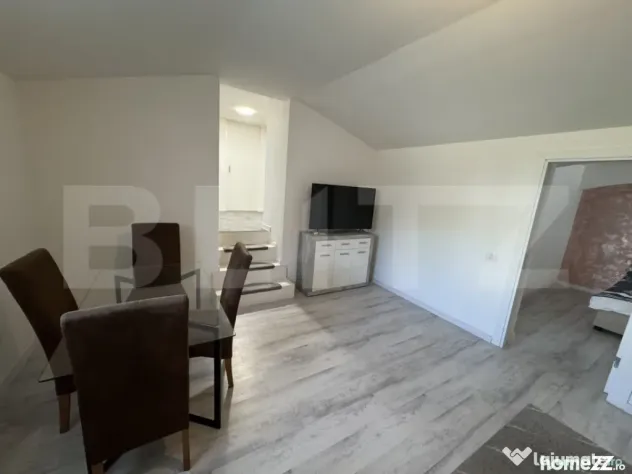 Apartament 2 camere, semidecomandat, curte 50mp Zona Casa St - Craiova (Dolj)