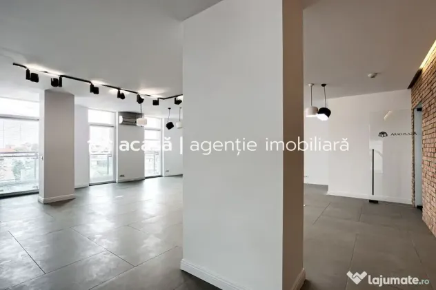 De vânzare spațiu de birouri ultracentral Arad Plazza
