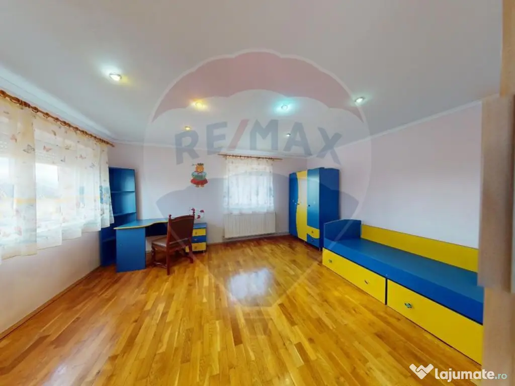 Vila individuala de inchiriat in Sibiu, cu teren de 1.000 mp