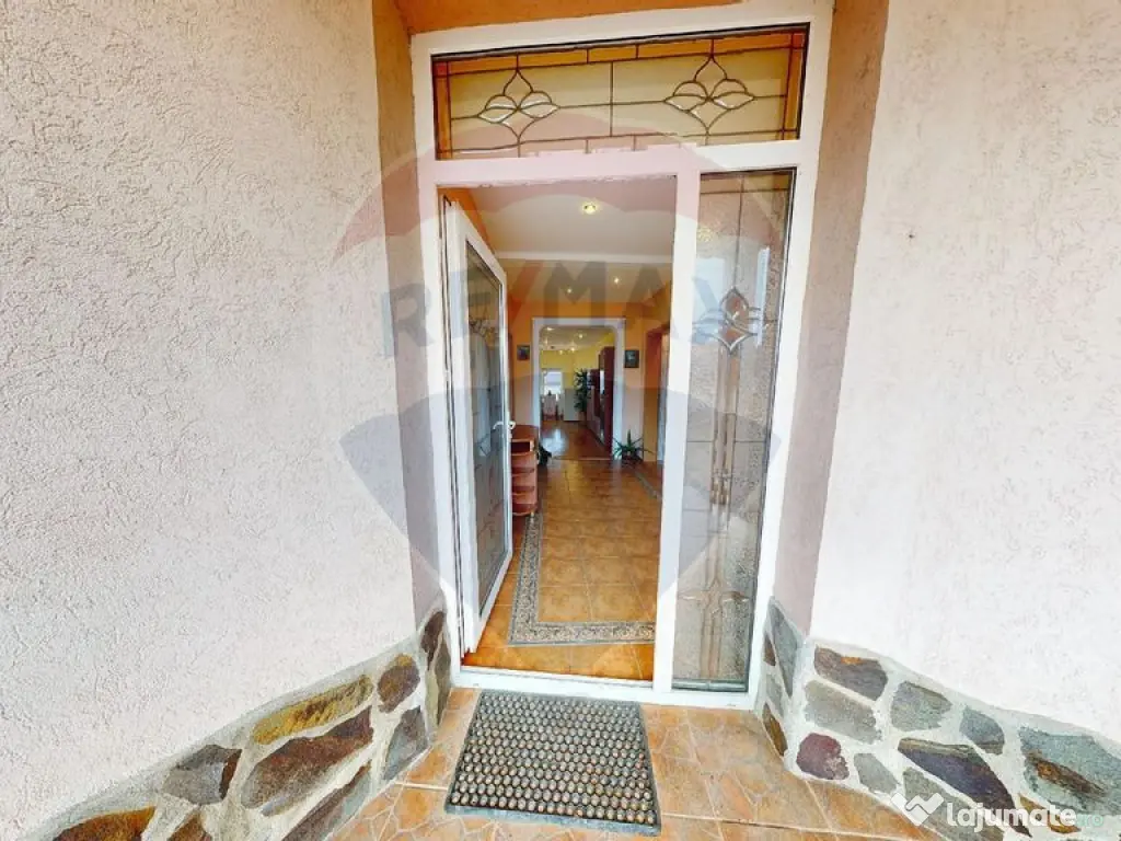 Vila individuala de inchiriat in Sibiu, cu teren de 1.000 mp