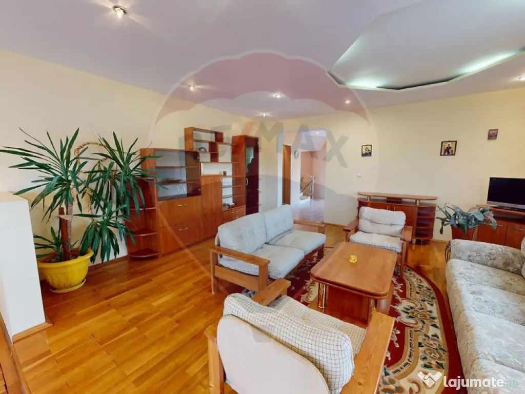 Vila individuala de inchiriat in Sibiu, cu teren de 1.000 mp