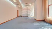 Închiriere birou în clădire de birouri, Brașov, lâng...