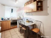 Apartament cu 2 camere de închiriat, ultracentral, parcu... 