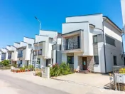 Casă / Vilă Chiajna cu 5 camere de vânzare 